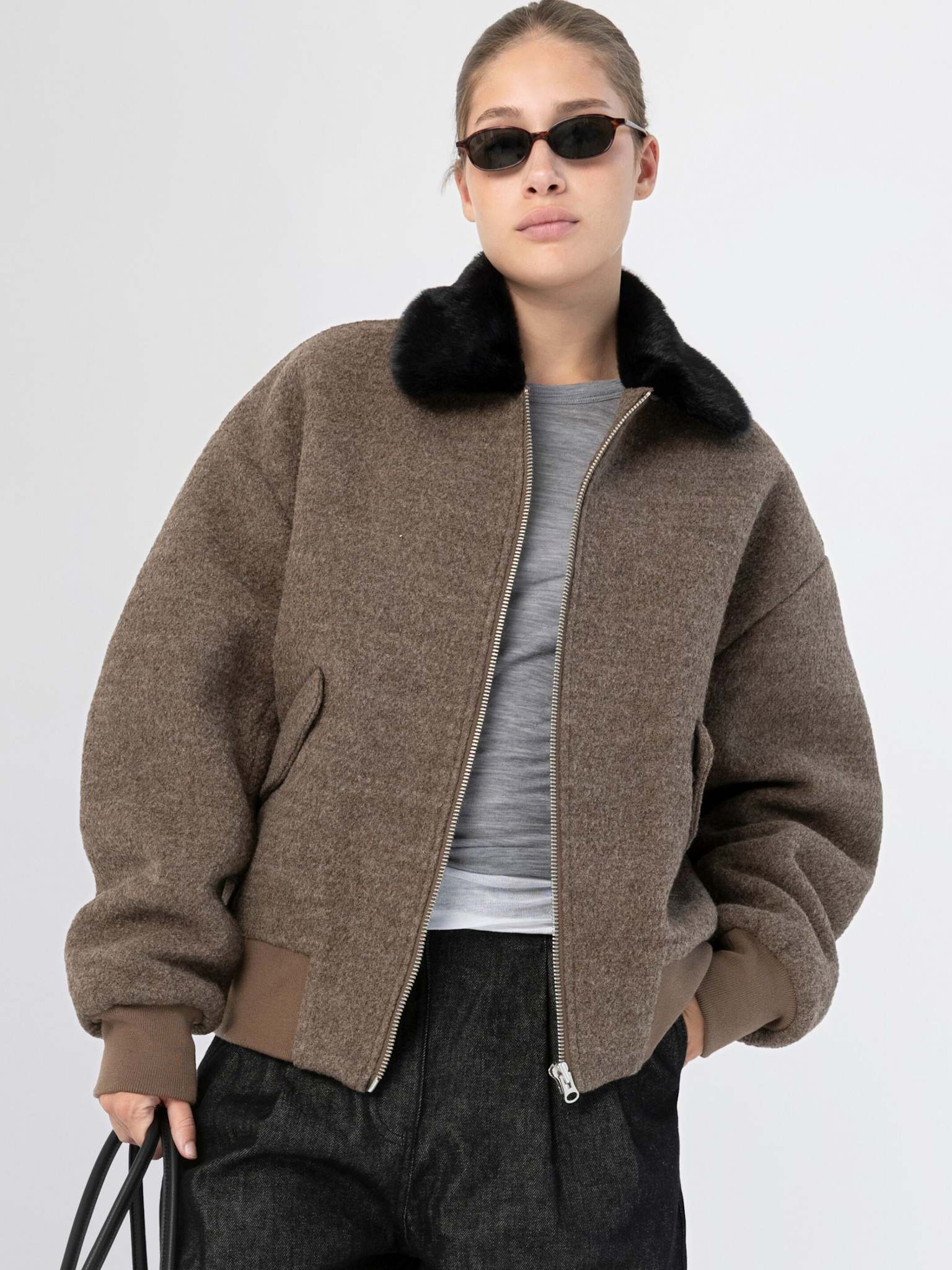 AVERY BOBMER JACKET - BROWN/BLACK - Image 7
