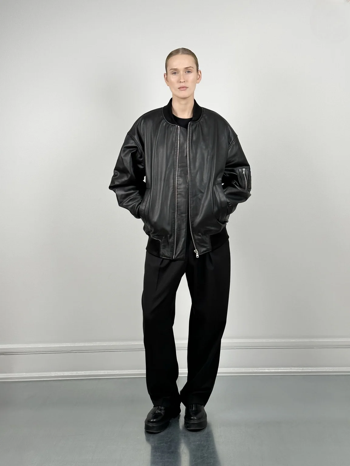 BIANCA LEATHER BOMBER - BLACK - Image 4