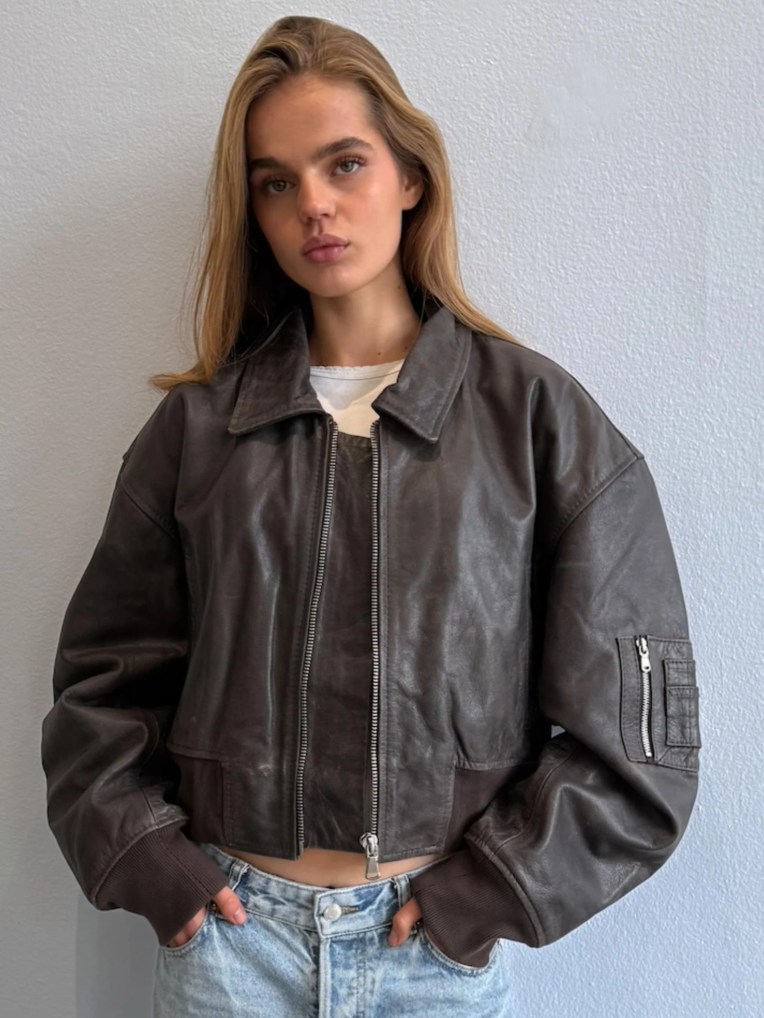 BONNIE CROPPED BOMBER - BROWN - Image 5