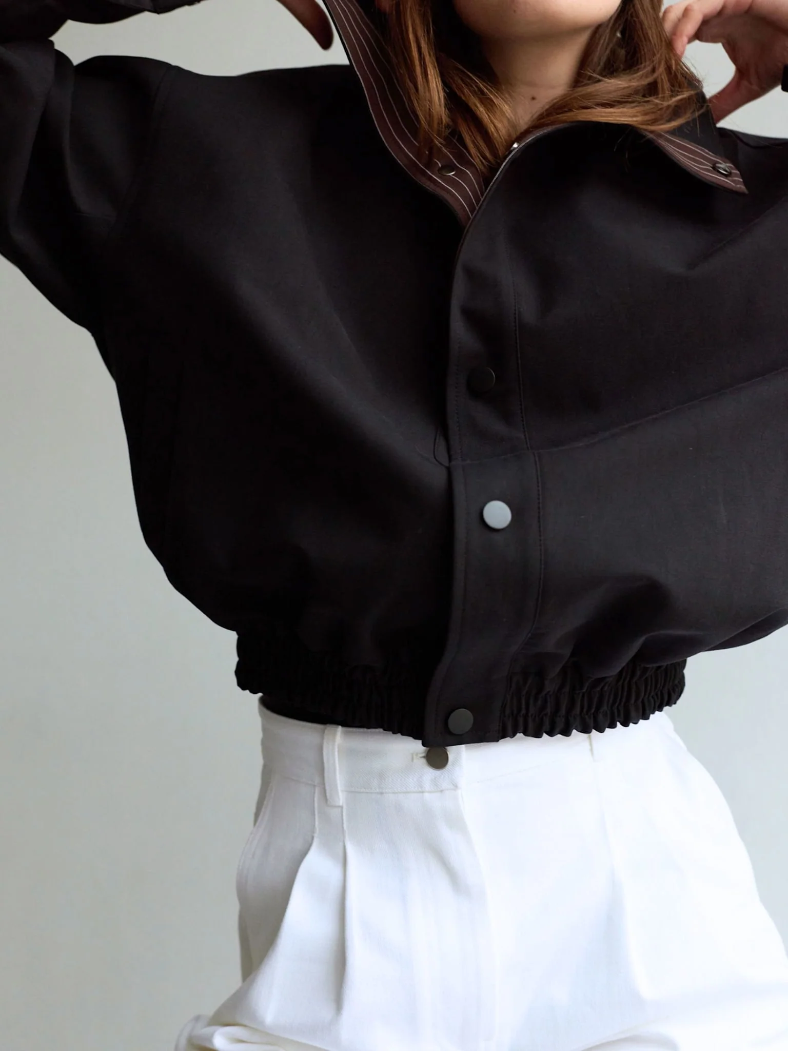 EZREN BOMBER JACKET - BLACK - Image 4
