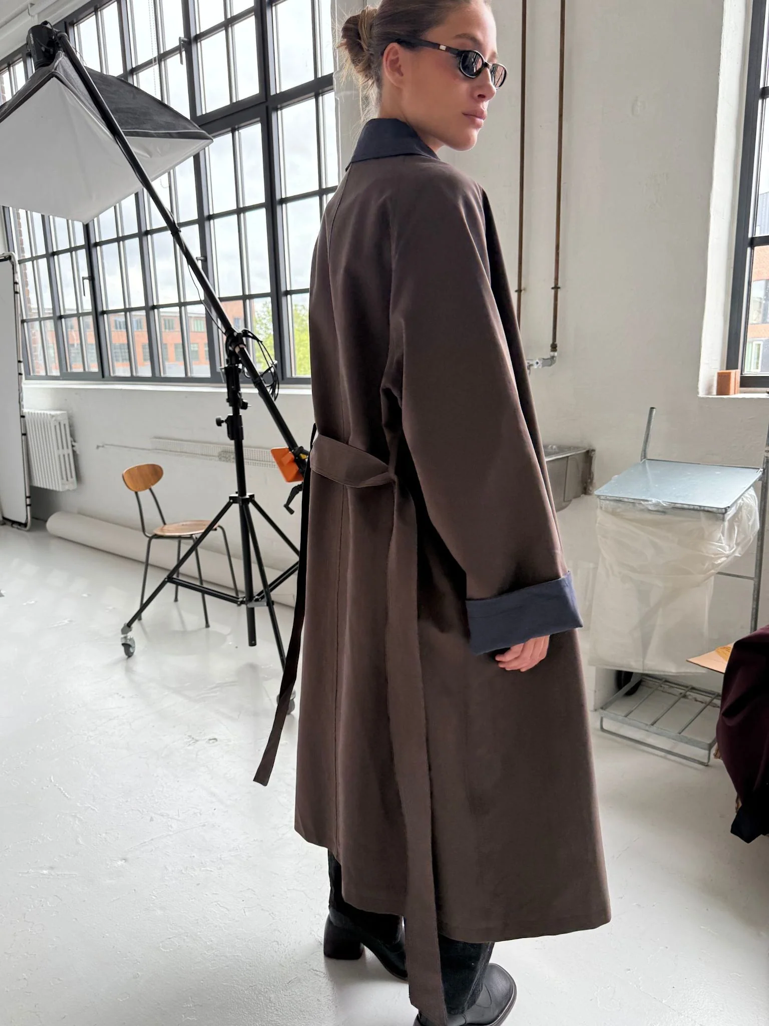 JOEL CANVAS COAT - BROWN/NAVY - Image 5