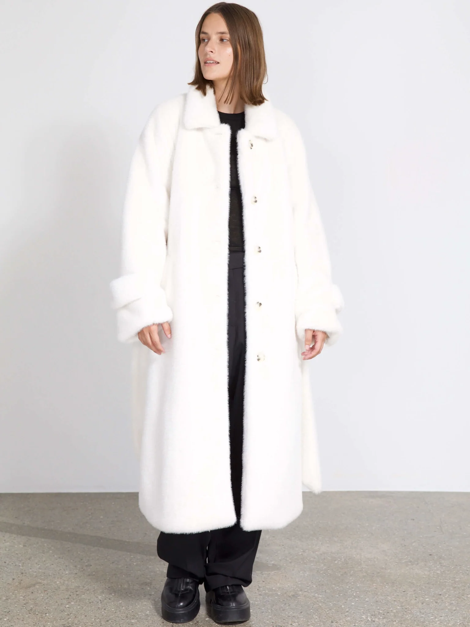 KELLY COAT - WHITE - Image 4